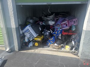 10 x 10 storage unit in West Palm Beach, FL
