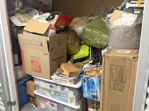 6 x 10 storage unit in San Leandro, CA