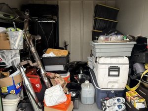 10 x 10 storage unit in San Leandro, CA
