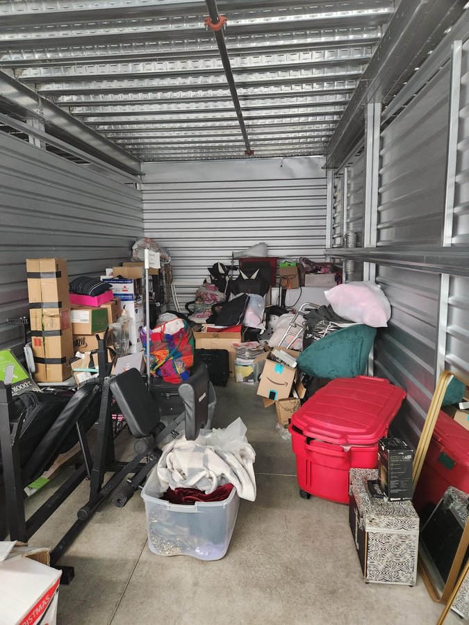 10 x 20 storage unit in Winston-salem, NC