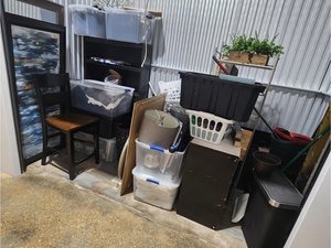 10 x 5 storage unit in Maplewood, MO