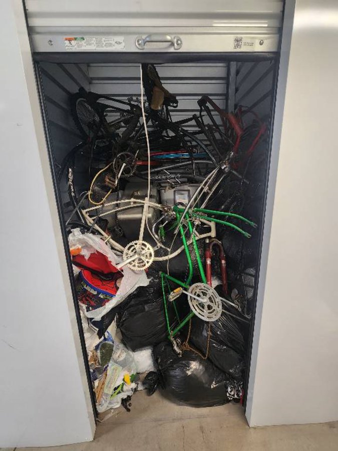 5 x 5 storage unit in Phoenix, AZ
