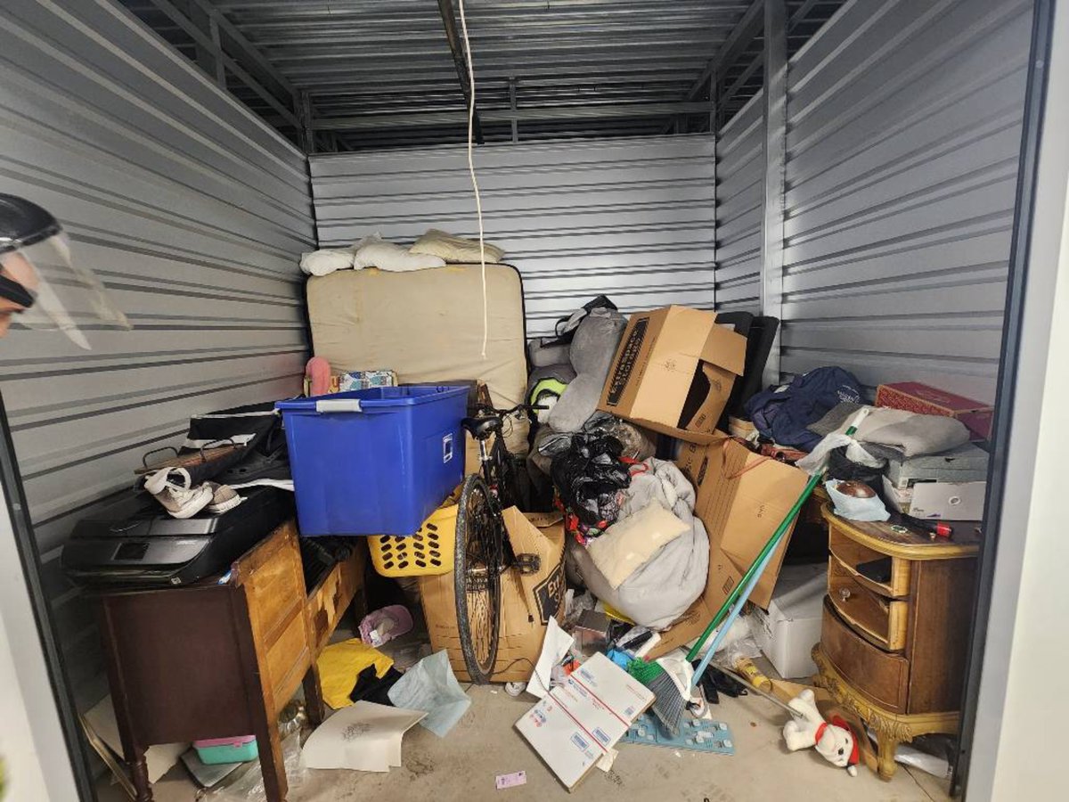10 x 8 storage unit in Phoenix, AZ