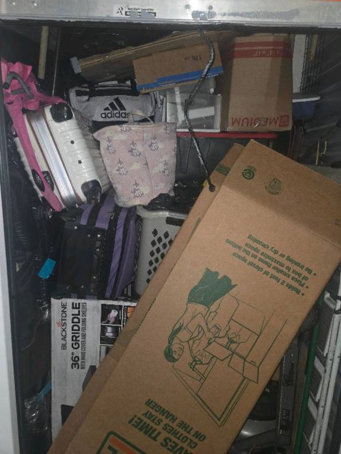4 x 6 storage unit in Castro Valley, CA