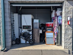 10 x 10 storage unit in Medford, OR