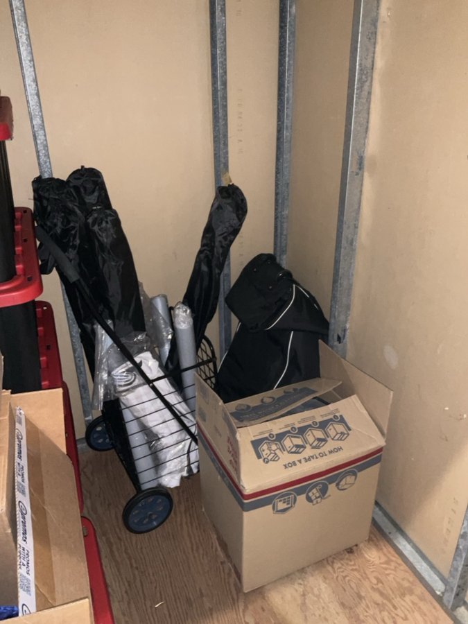 5 x 5 storage unit in San Diego, CA