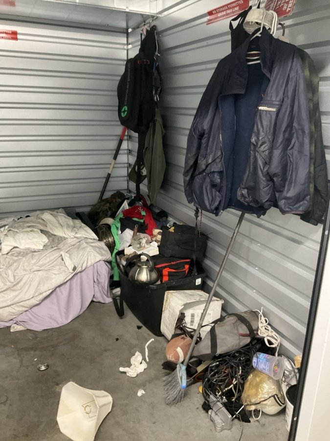 10 x 10 storage unit in Lemon Grove, CA