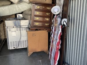 10 x 20 storage unit in San Diego, CA