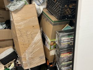 10 x 10 storage unit in Lemon Grove, CA