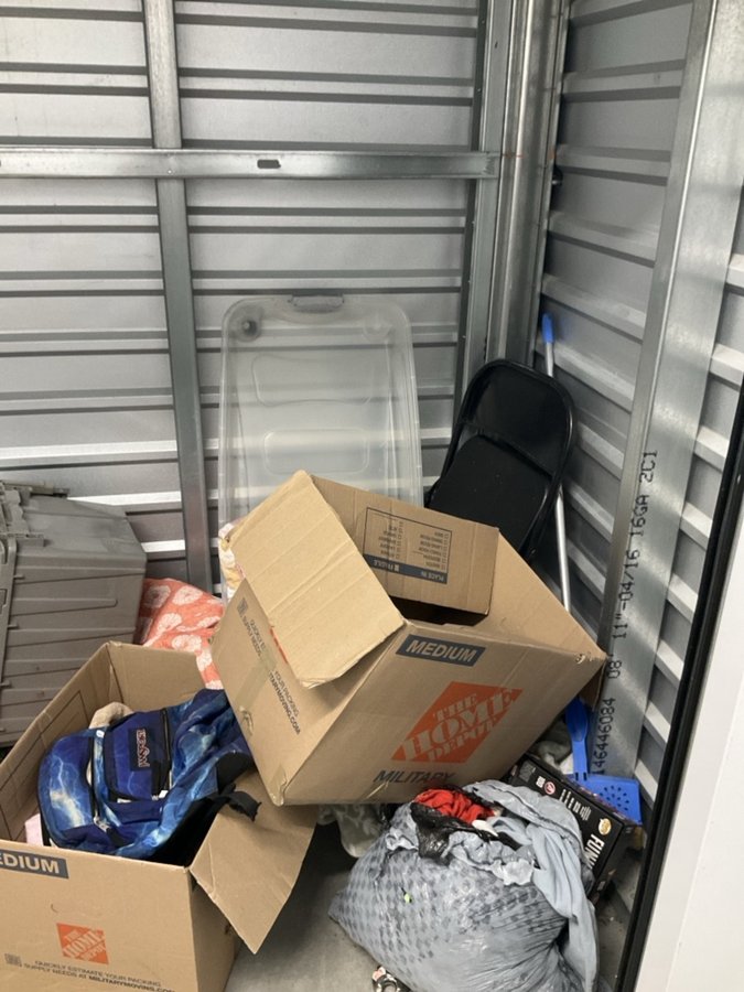 10 x 5 storage unit in Lemon Grove, CA