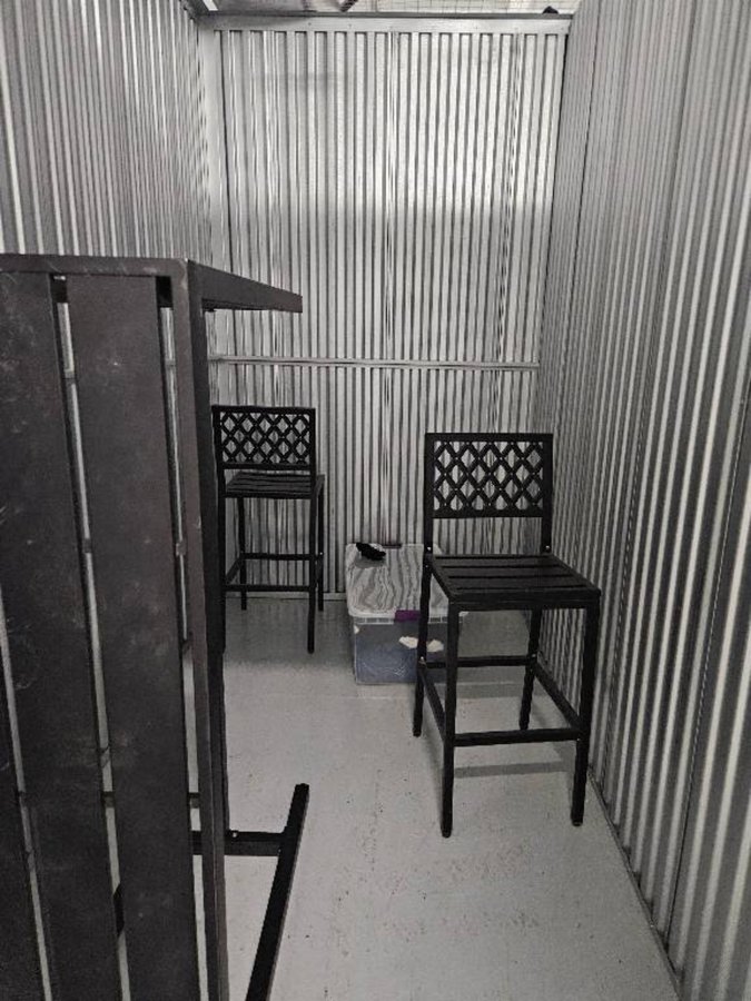 5 x 10 storage unit in Houston, TX