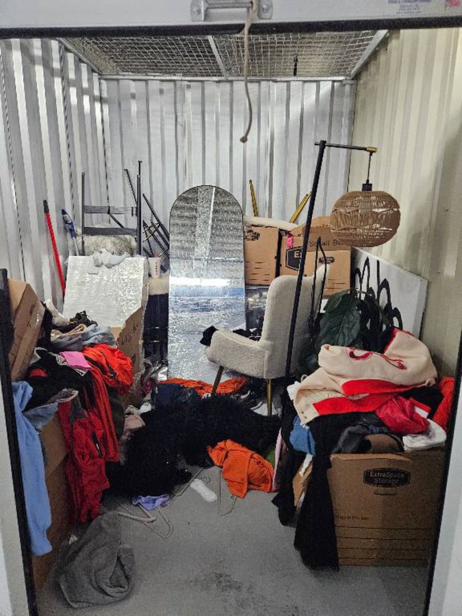 7 x 10 storage unit in Houston, TX