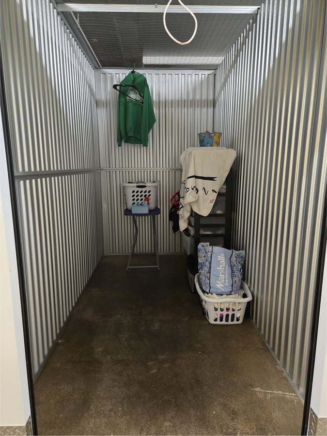 5 x 10 storage unit in Milwaukee, WI