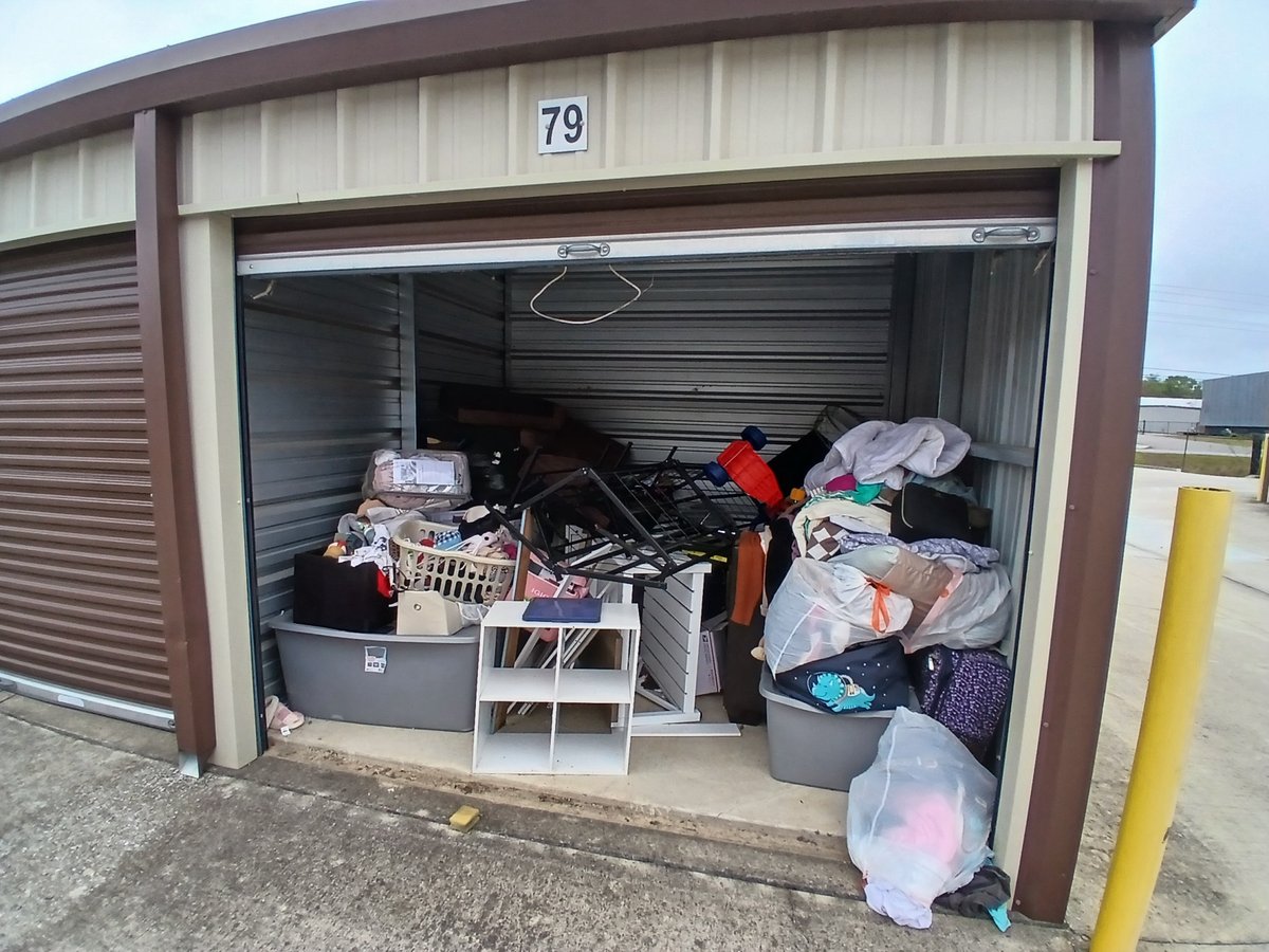 10 x 10 storage unit in Athens, AL