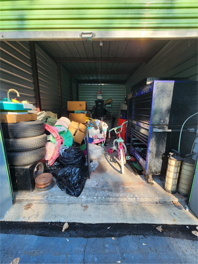 10 x 20 storage unit in Bensalem, PA