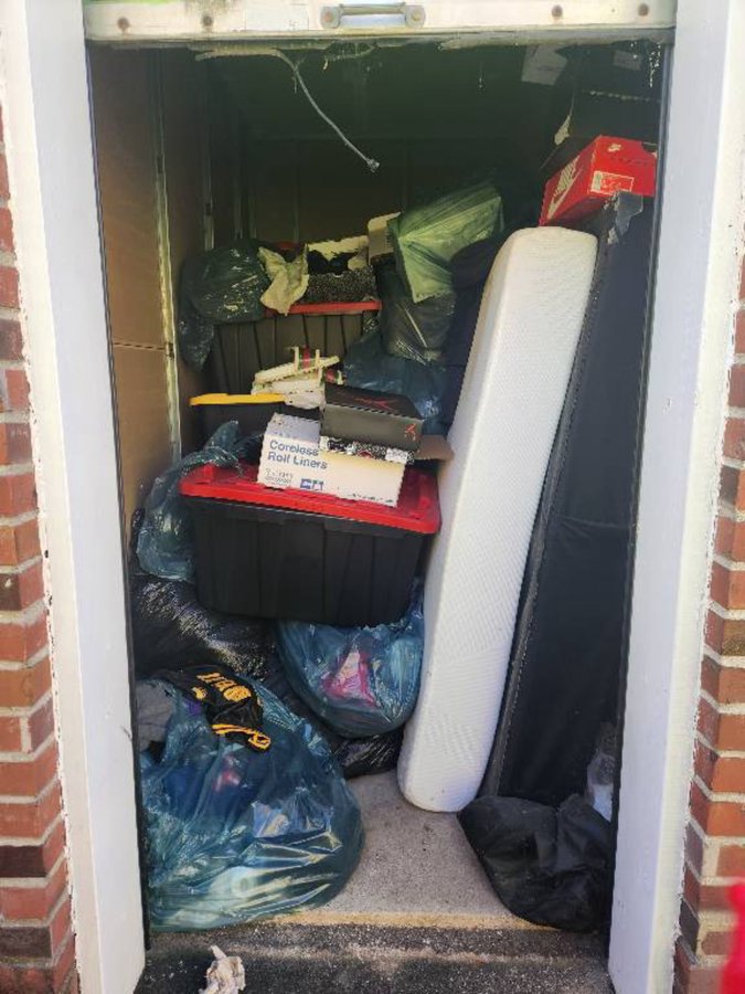 5 x 10 storage unit in St Louis, MO