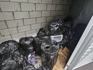 5 x 10 storage unit in Santa Ana, CA