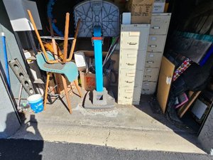 10 x 25 storage unit in Santa Ana, CA