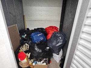 5 x 5 storage unit in Santa Ana, CA