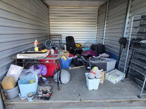 10 x 15 storage unit in Palmdale, CA