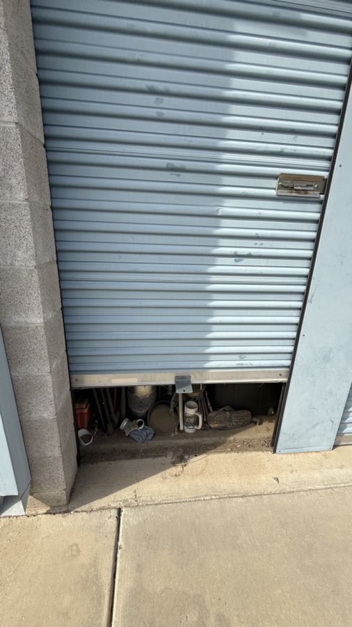 5 x 10 storage unit in Hesperia, CA