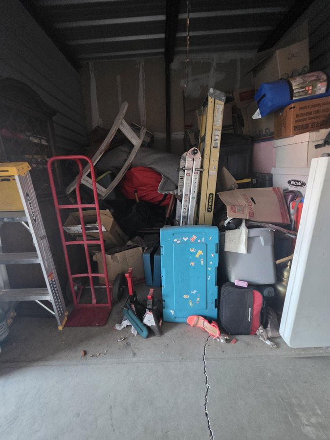 9 x 10 storage unit in Mesa, AZ