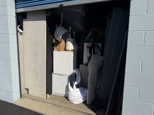 10 x 12 storage unit in Warren, MI