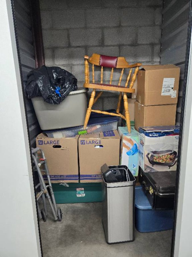5 x 5 storage unit in Phoenix, AZ
