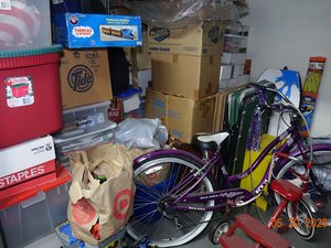 9 x 10 storage unit in Pasadena, CA
