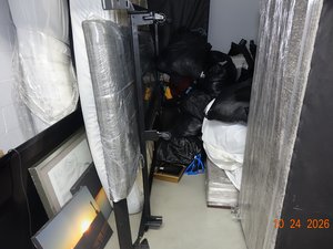 9 x 10 storage unit in Pasadena, CA