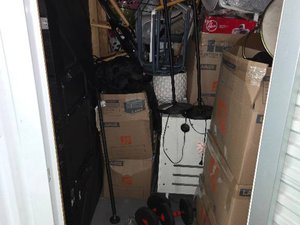 6 x 8 storage unit in Hayward, CA