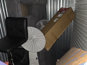 5 x 10 storage unit in Panorama City, CA