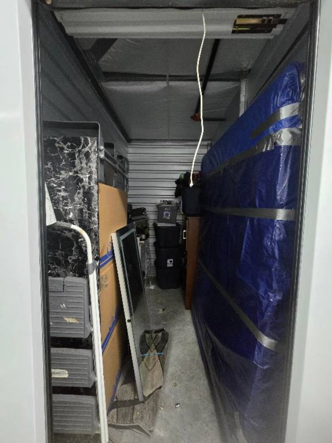 5 x 10 storage unit in Vancouver, WA
