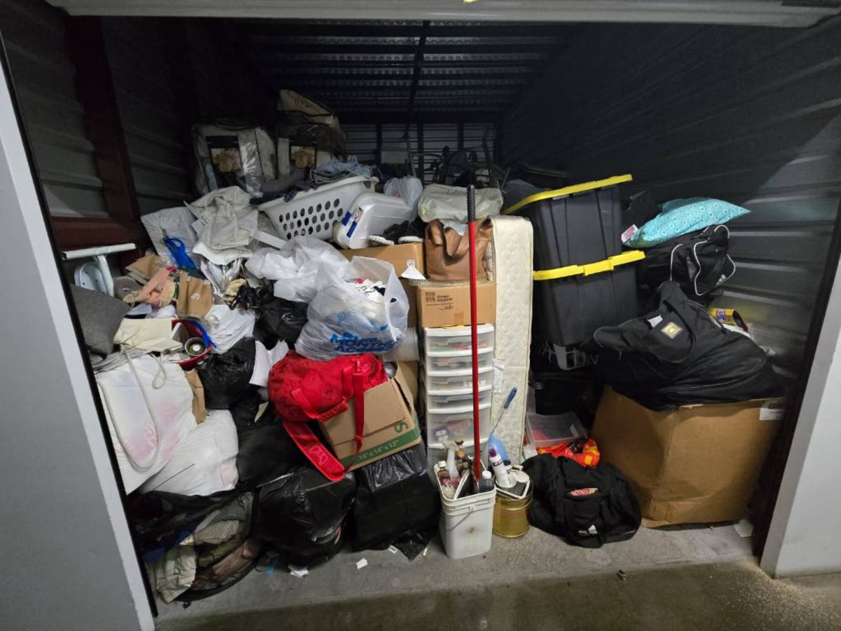 10 x 15 storage unit in Las Vegas, NV