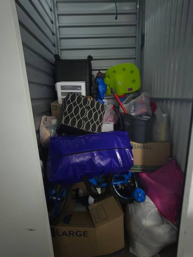 5 x 5 storage unit in Las Vegas, NV