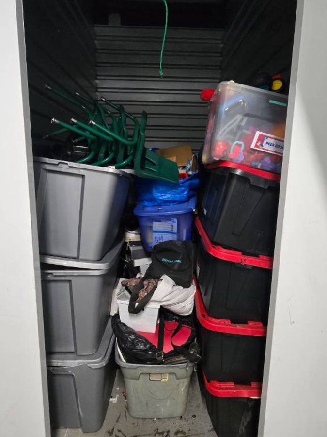 5 x 10 storage unit in Las Vegas, NV