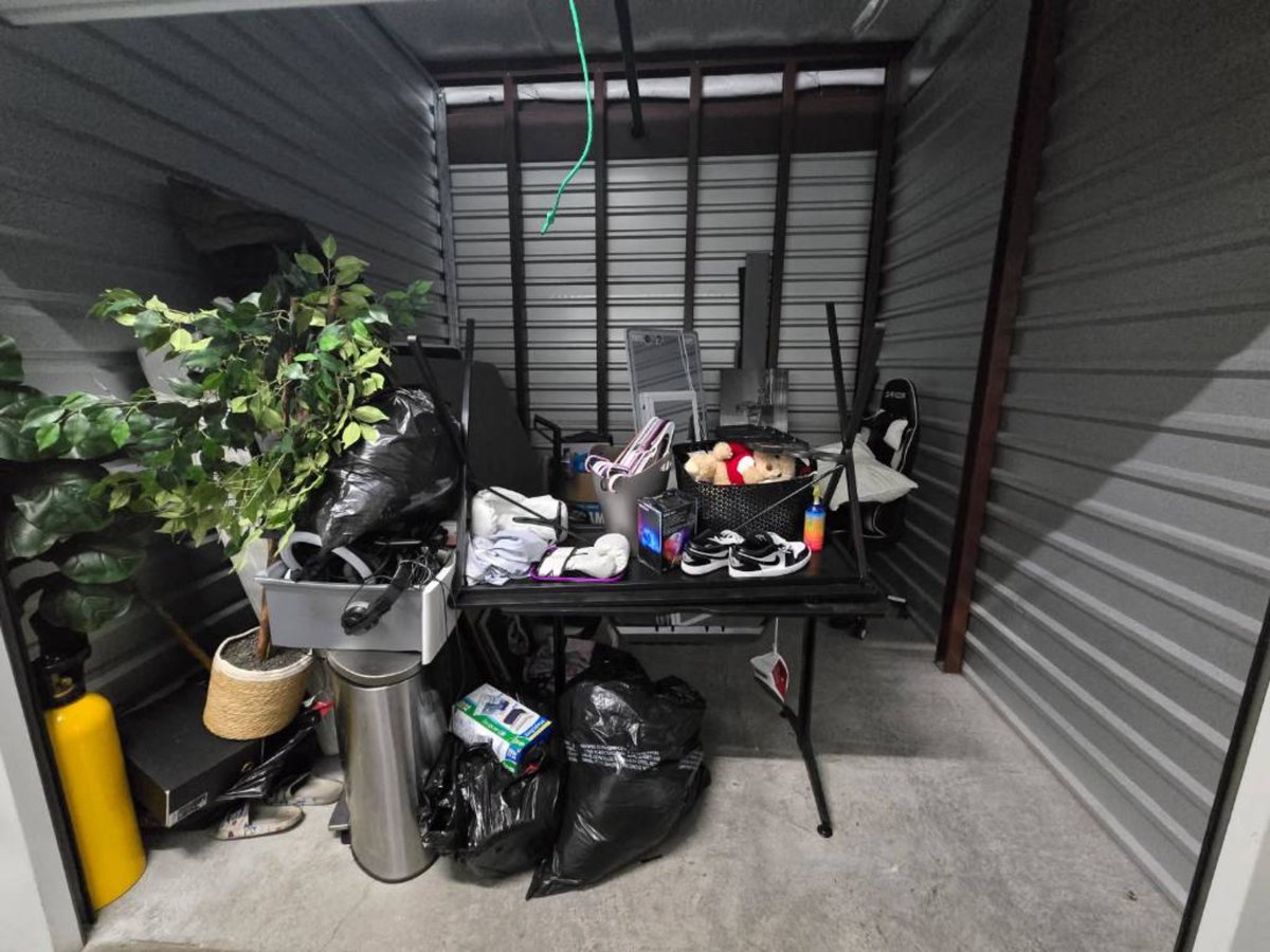 10 x 10 storage unit in Las Vegas, NV