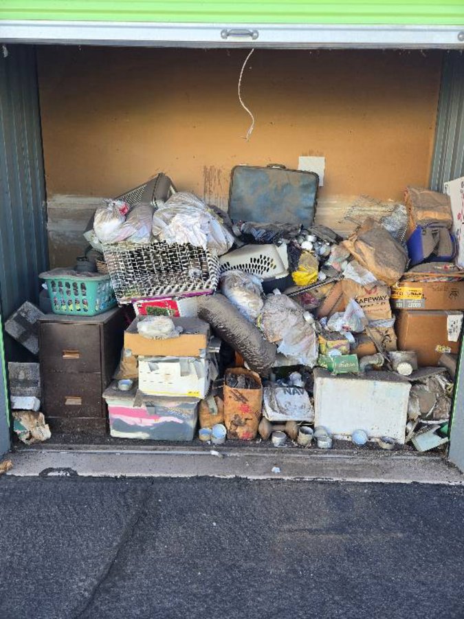 5 x 10 storage unit in Tempe, AZ