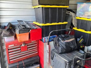 10 x 10 storage unit in Riverside, CA
