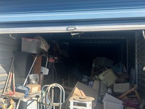 10 x 35 storage unit in Hesperia, CA