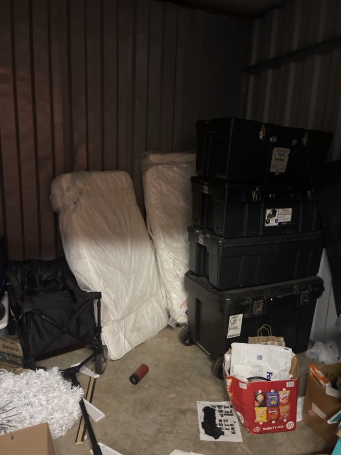 10 x 10 storage unit in Birmingham, AL