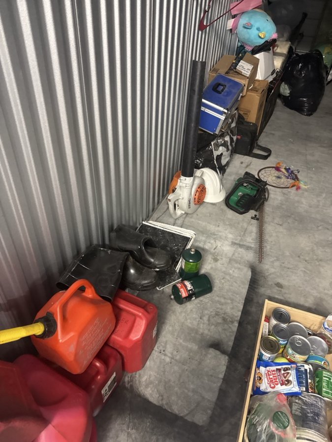 10 x 20 storage unit in Norfolk, VA