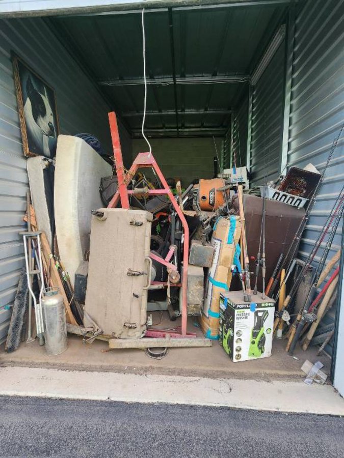 10 x 20 storage unit in Phoenix, AZ