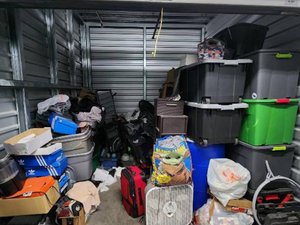 10 x 10 unit in Phoenix