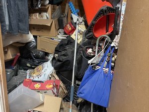 5 x 20 storage unit in San Bernardino, CA