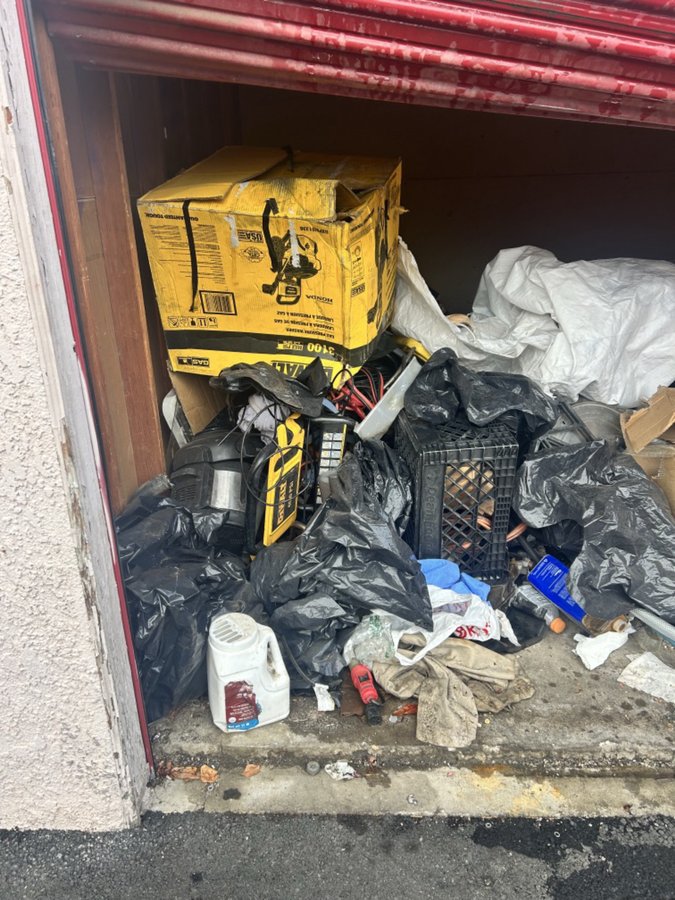 10 x 10 storage unit in San Bernardino, CA