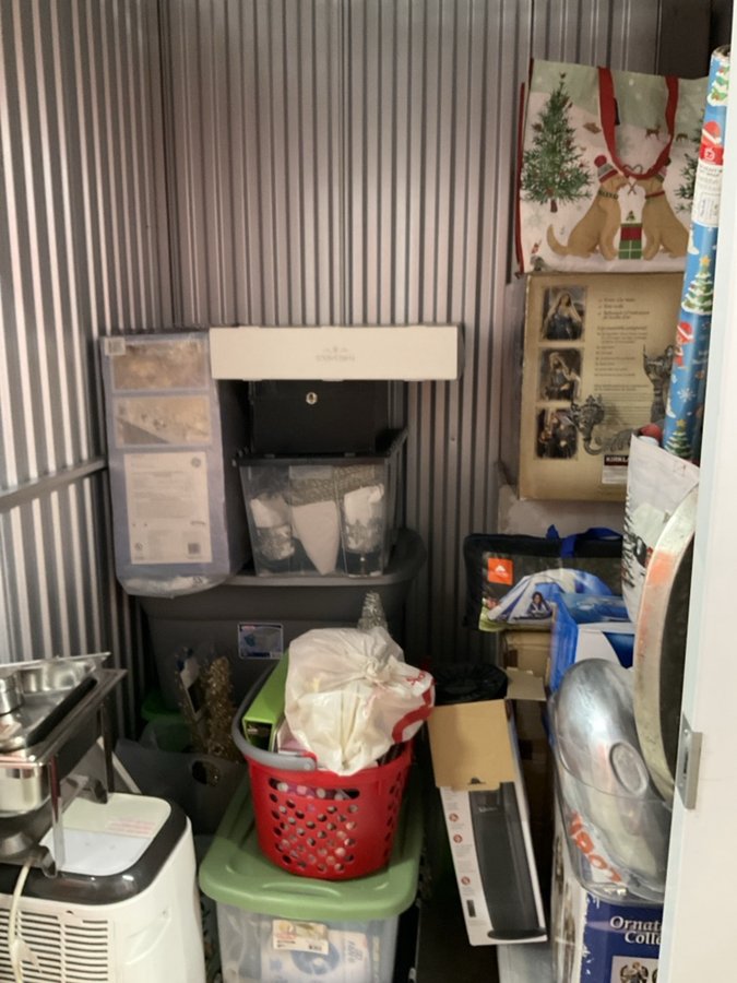 5 x 5 storage unit in Spring Valley, CA