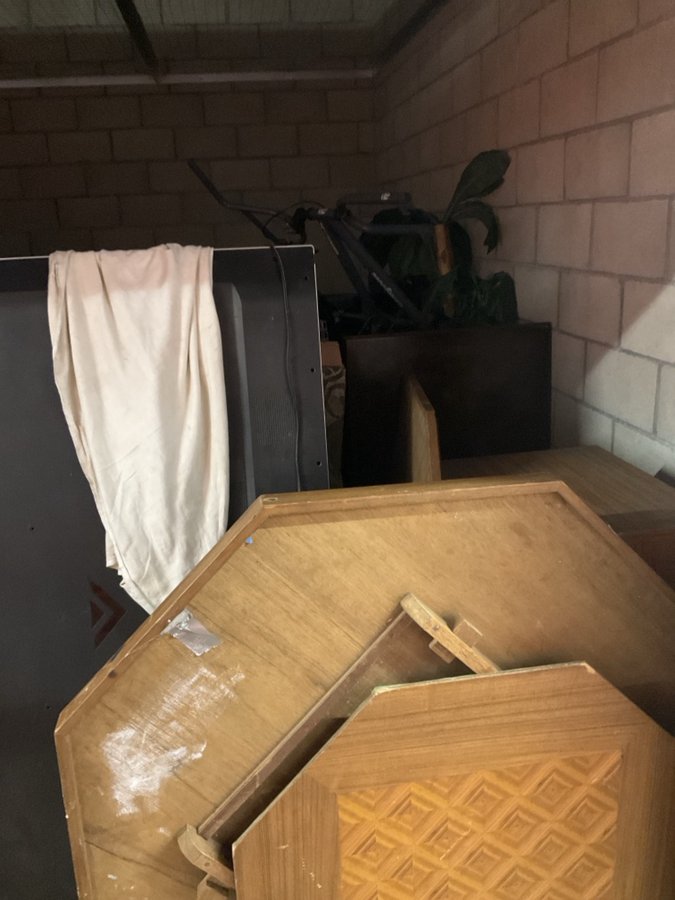 10 x 15 storage unit in Spring Valley, CA