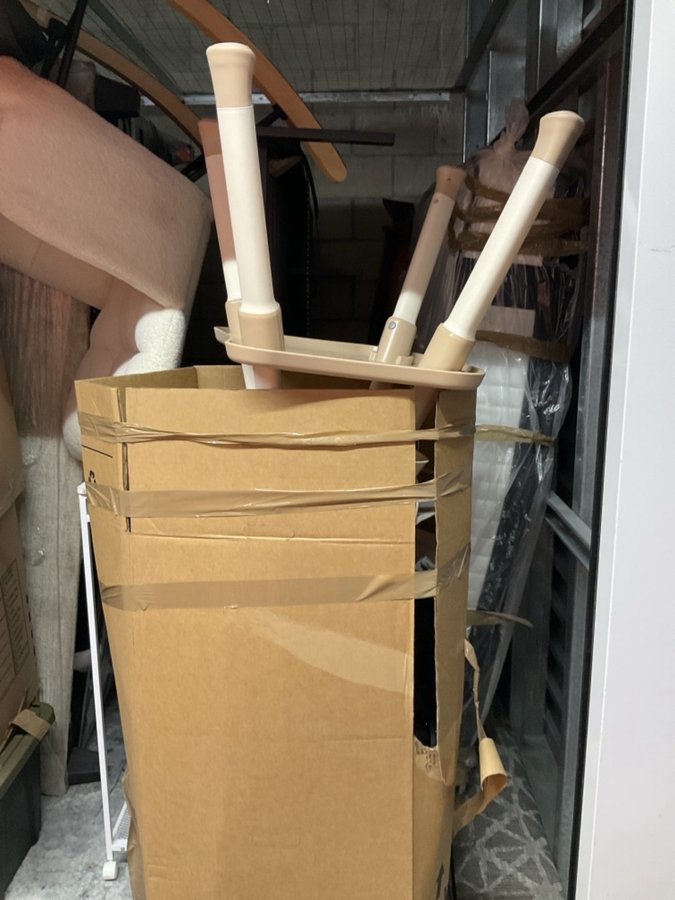 10 x 10 storage unit in Spring Valley, CA