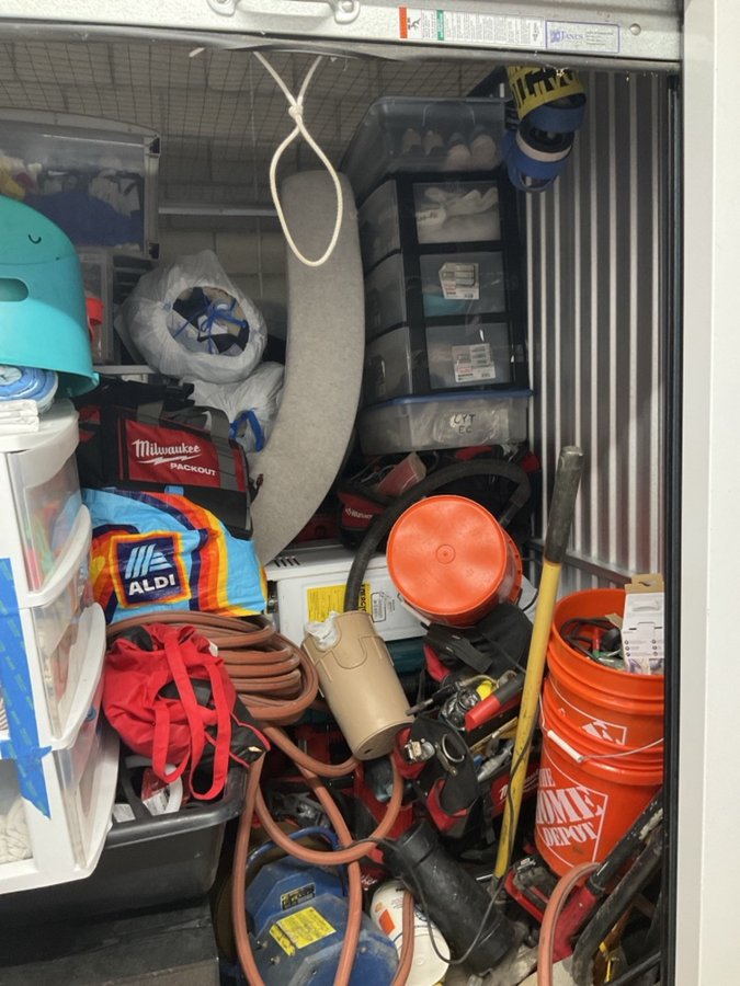 5 x 10 storage unit in Spring Valley, CA